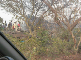 01 Le Car A Pris Feu